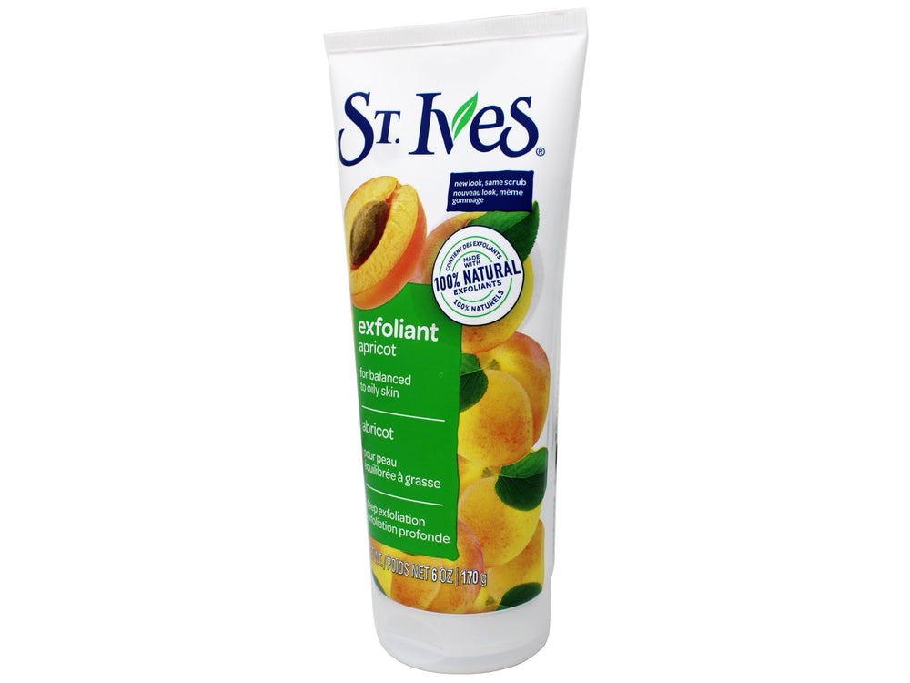 Peau douce après exfoliation avec le gommage St. Ives