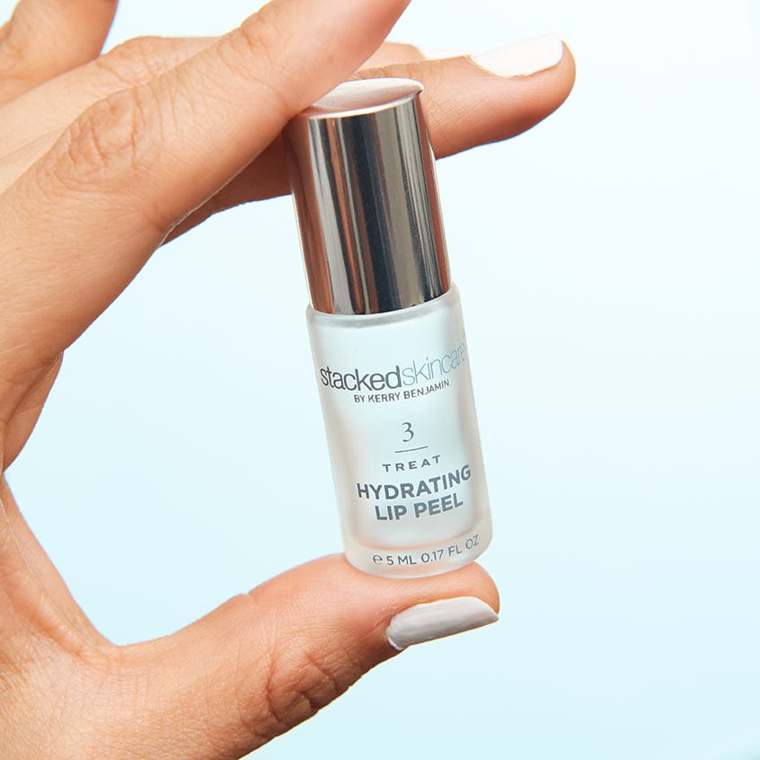 Texture d’application pour lèvres, exfoliation douce prête à lisser.