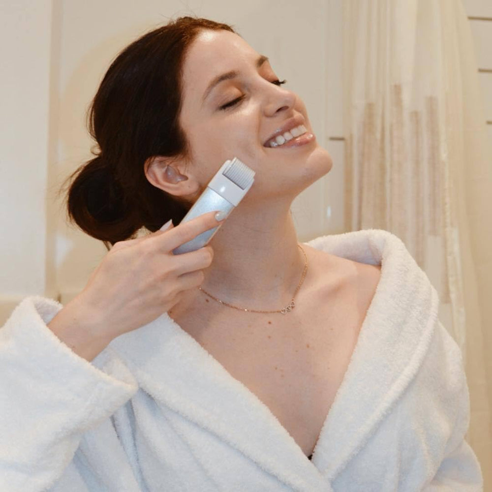 Rouleau StackedSkincare pour barbe, outil polyvalent et pratique