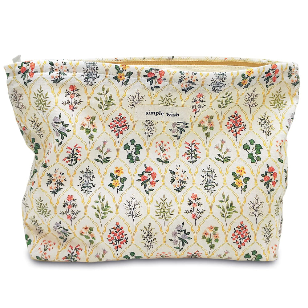 Pochette STARDW florale au design ideale pour un look romantique