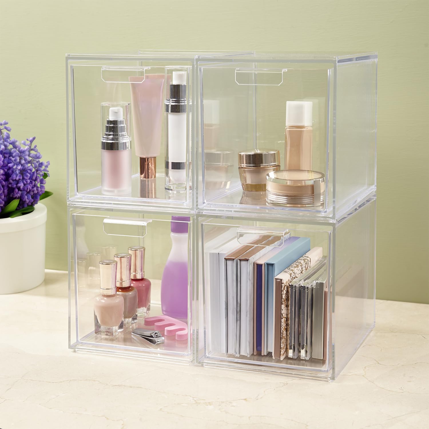 STORi Audrey, bac d’organisation bureau transparent facilitant le tri des fournitures.