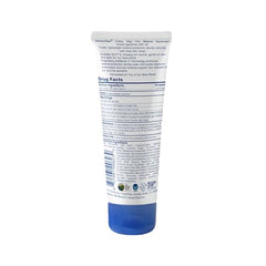 STREAM 2 SEA SPF45: teinte légère qui s’adapte à la peau.