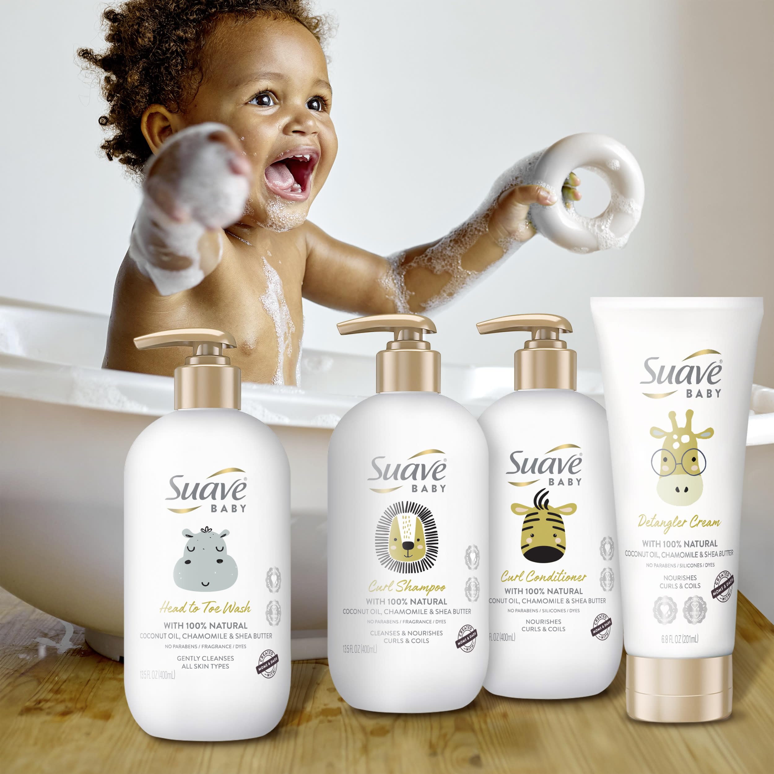 Après lavage, brillance légère et hydratation des boucles.