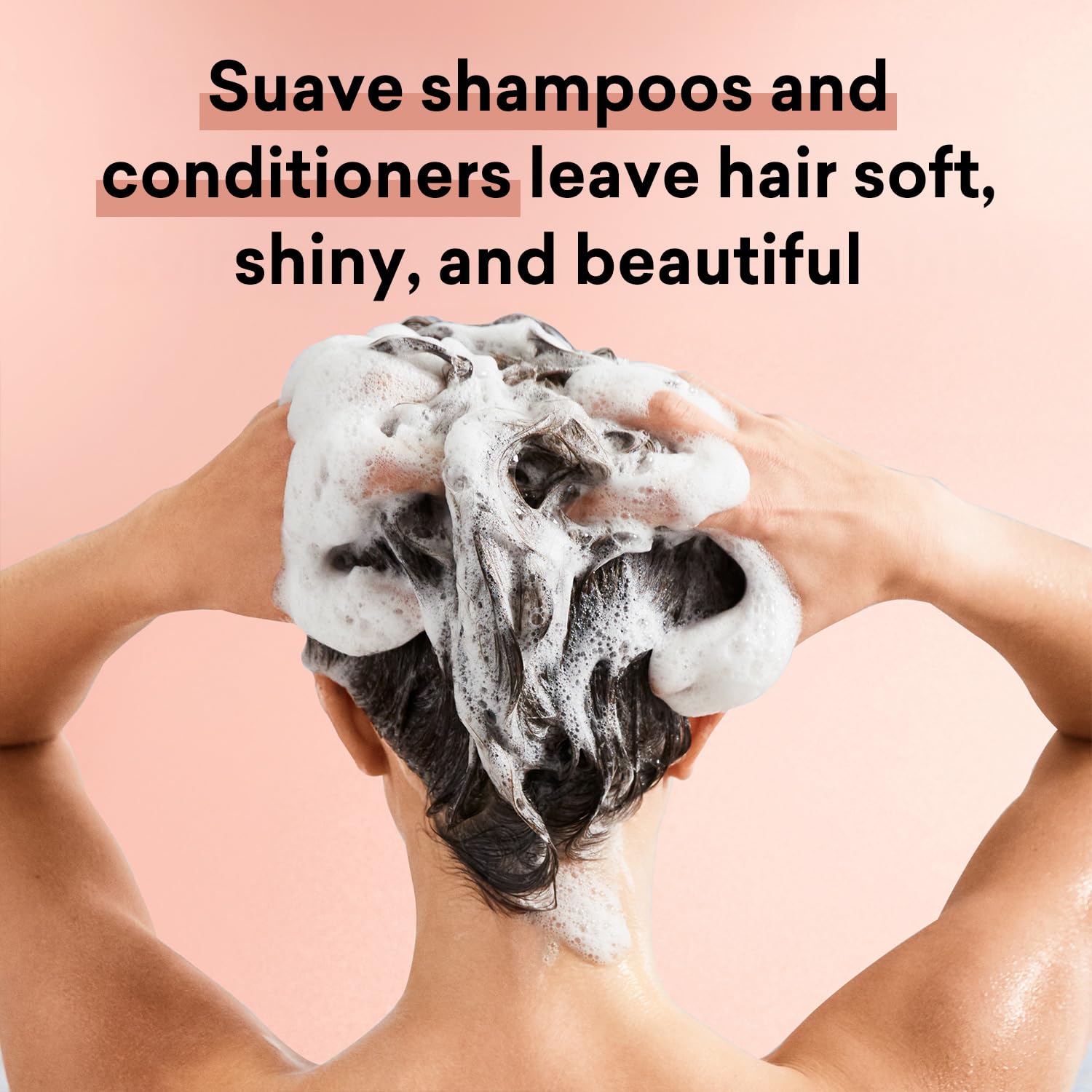 Contr42le des frisottis avec Suave Keratin Infusion pour cheveux plus disciplinés.