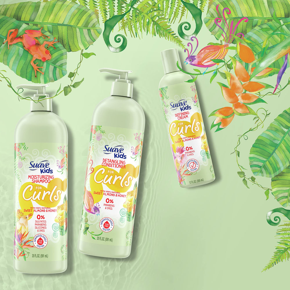 Shampoo Suave Kids Naturals contient amande miel pour nourrir les boucles.