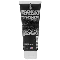 Texture crème du Beurre de barbe Suavecito Whiskey Bar prête à l'application.