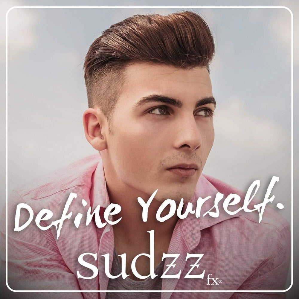 SUDZZFX AquaFix: huile restauratrice qui aide à lisser les cheveux.