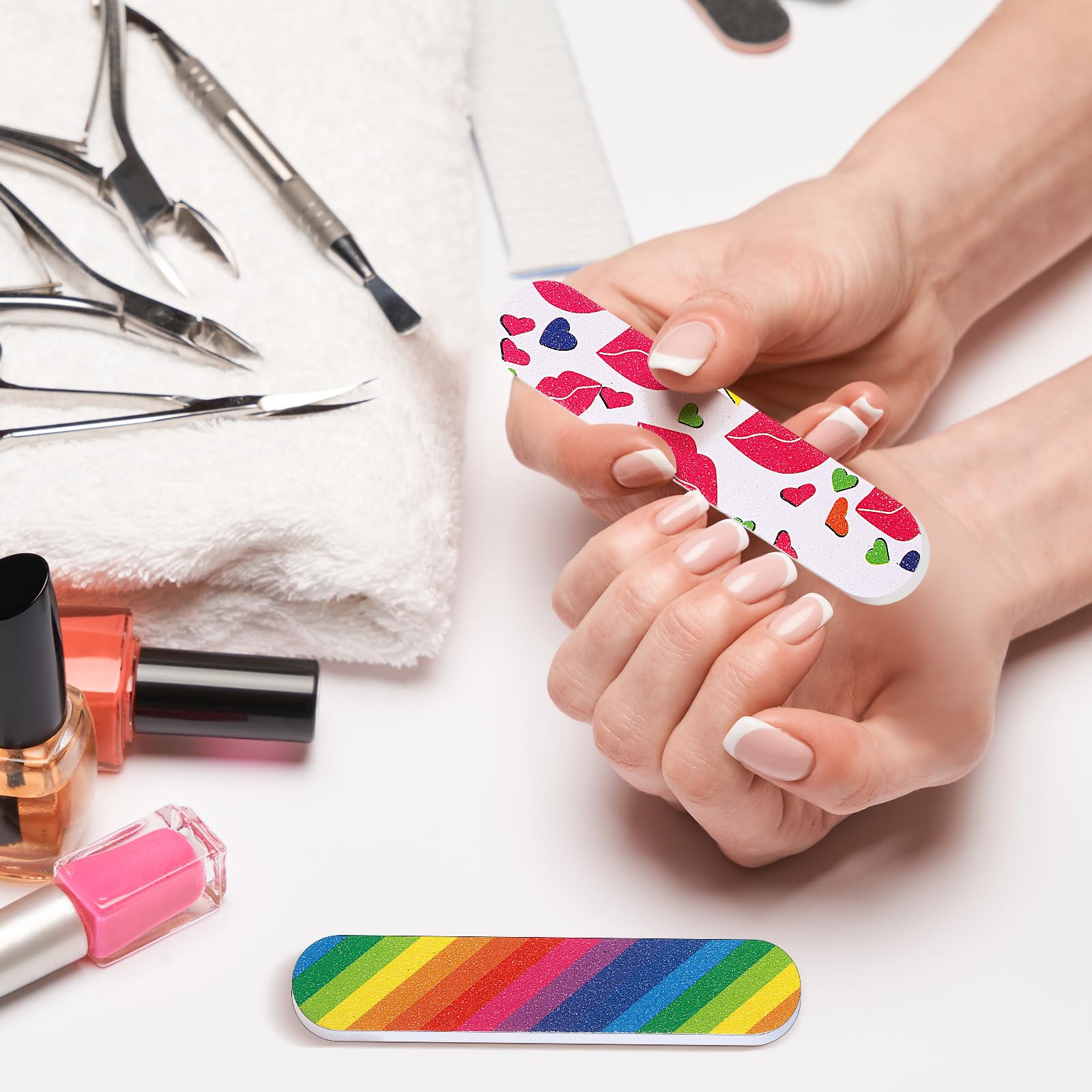 Sumind limes à ongles double-face, grain fin pour lisser les surfaces.