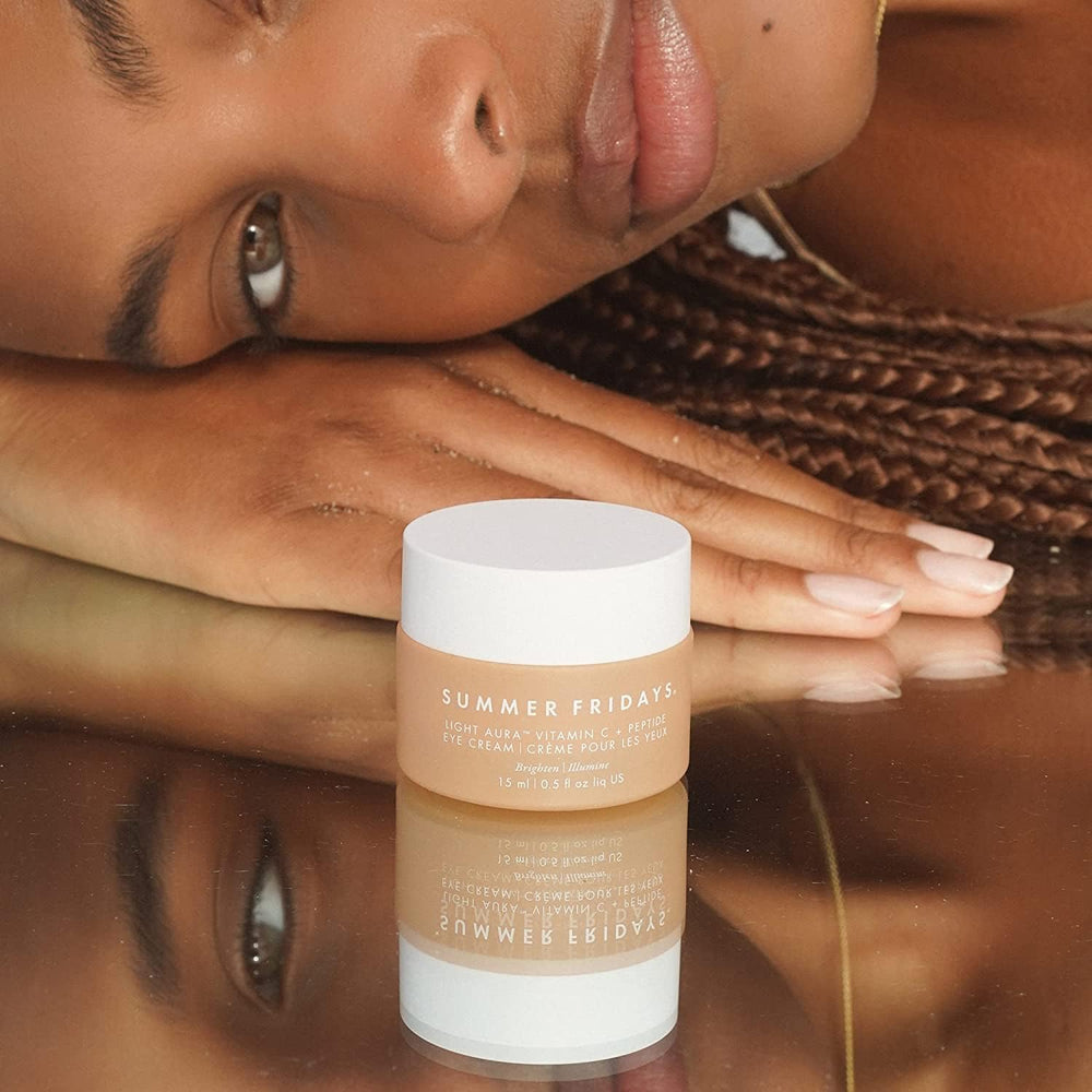 Effet peptide Light Aura: soin ciblé autour des yeux.