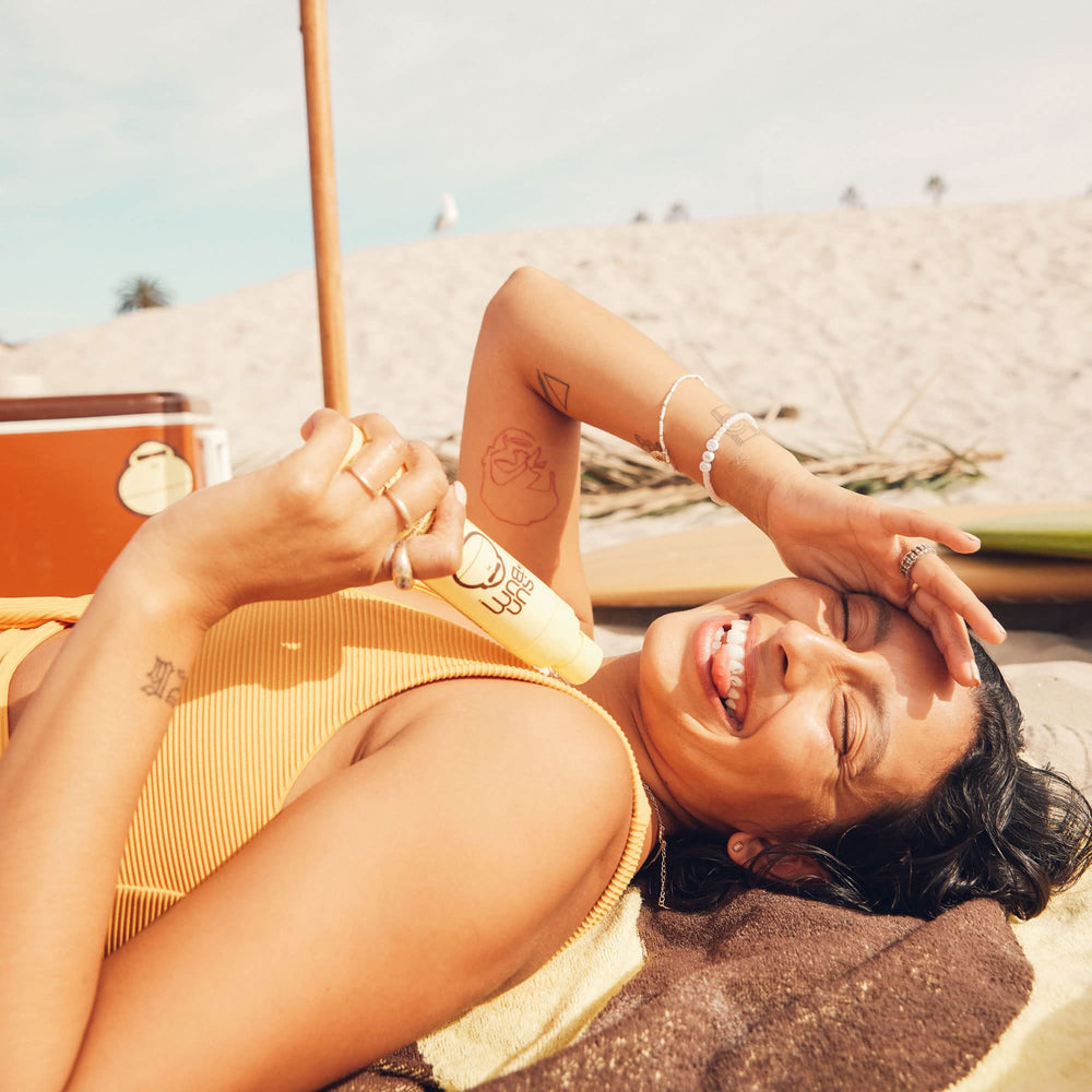 Sun Bum Original SPF45, résistance légère à l’eau pour activités extérieures.