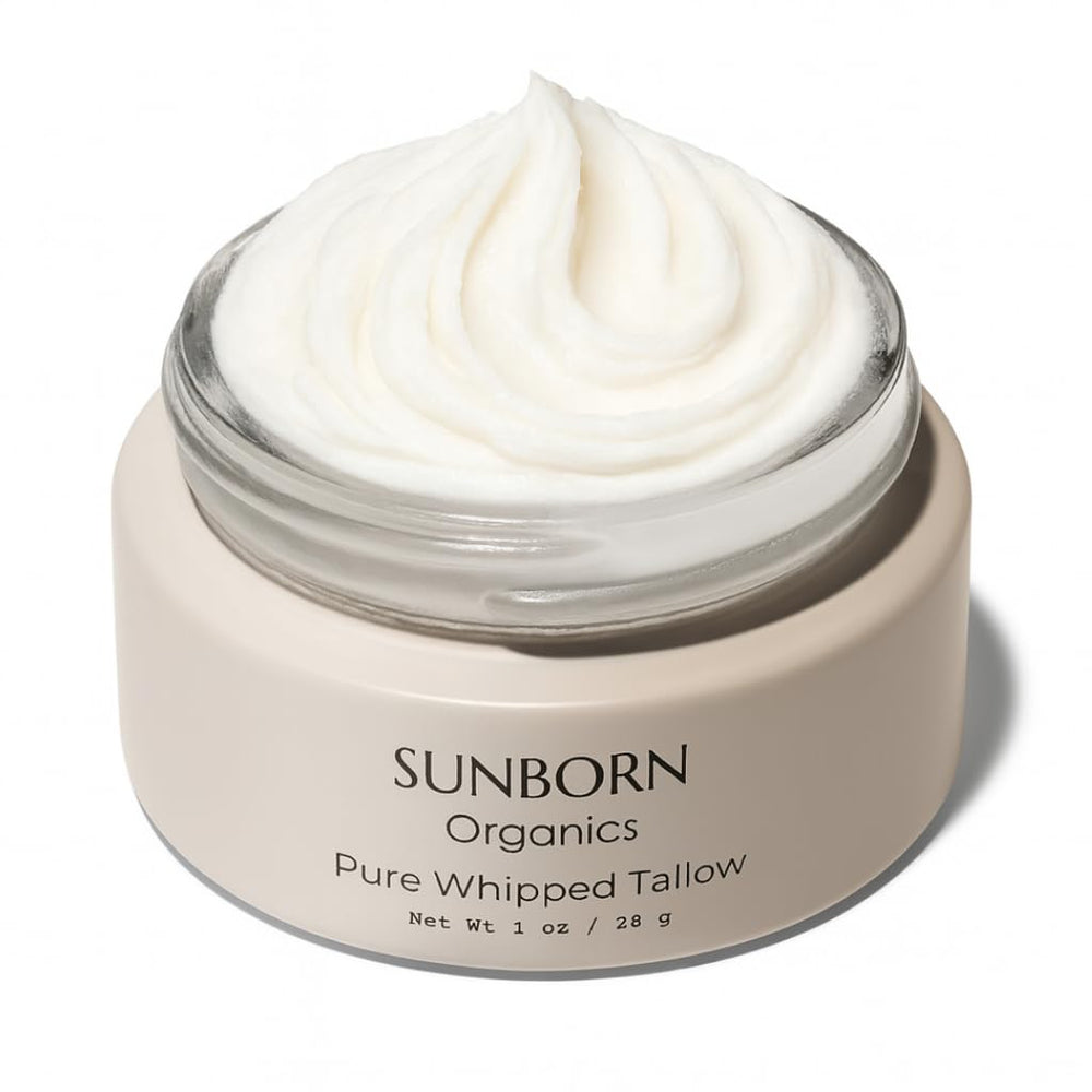 Sunborn Organics Pure Whipped Tallow Balm texture crème veloutée pour hydratation douce.