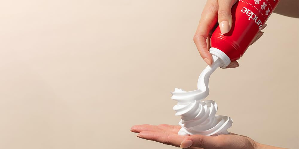 Sundae bouteille-douche gingembre parfum, crée une ambiance chaleureuse et festive.