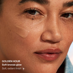 Éclat naturel de la peau grâce au complexe illuminateur des Glowscreen Drops.