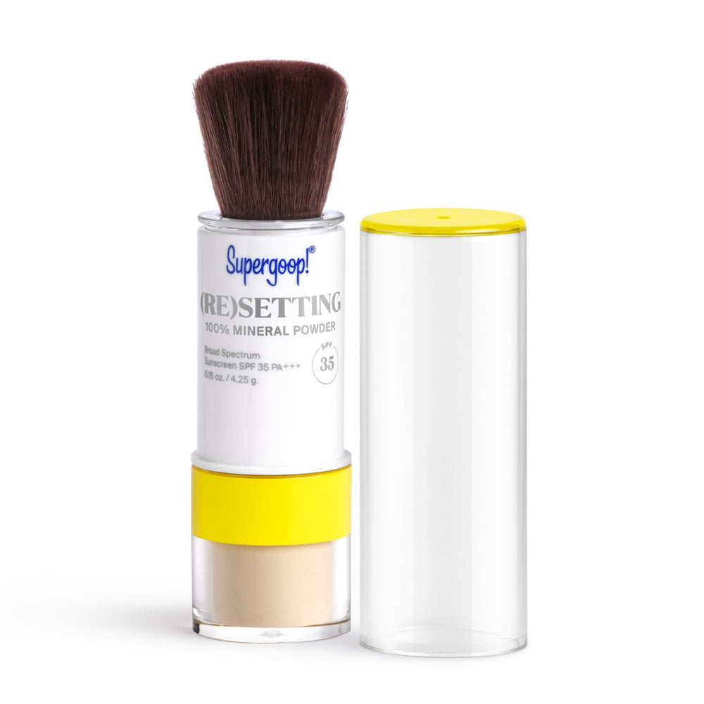 Supergoop! Poudre visage SPF 35 translucide: fixe le maquillage et contrôle la brillance.