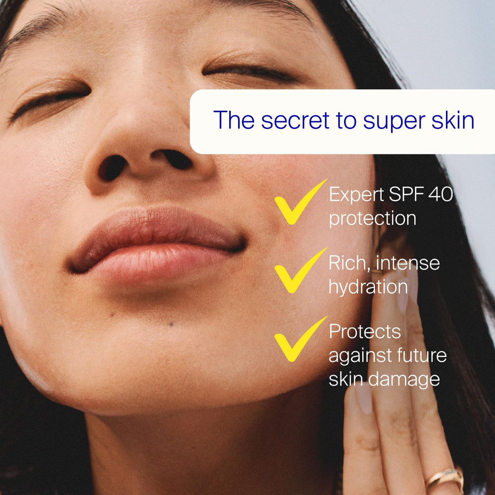 Superscreen s'applique comme étape finale avant maquillage, hydratation assurée.