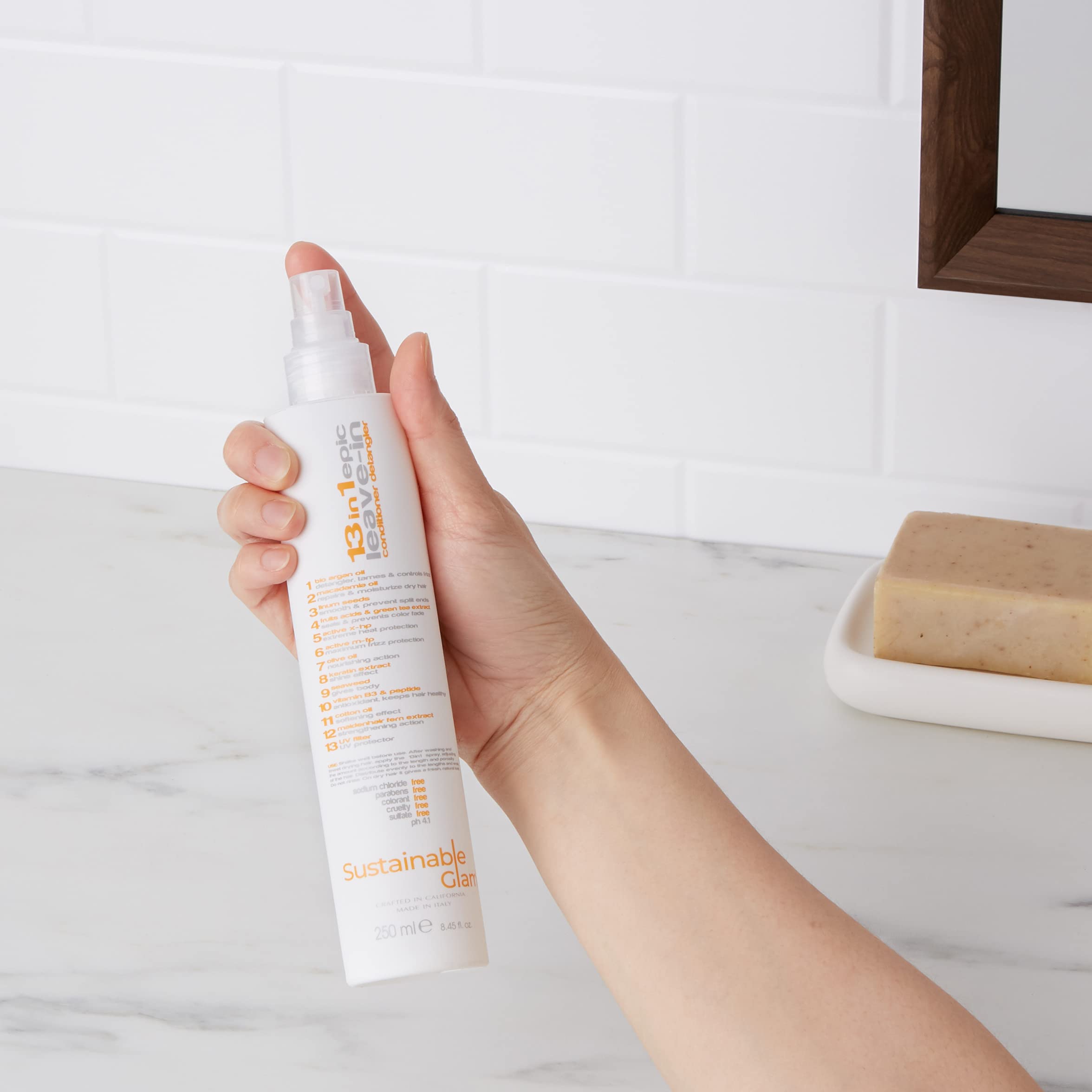Sustainable Glam huile d’olive – texture satinée et brillance naturelle.