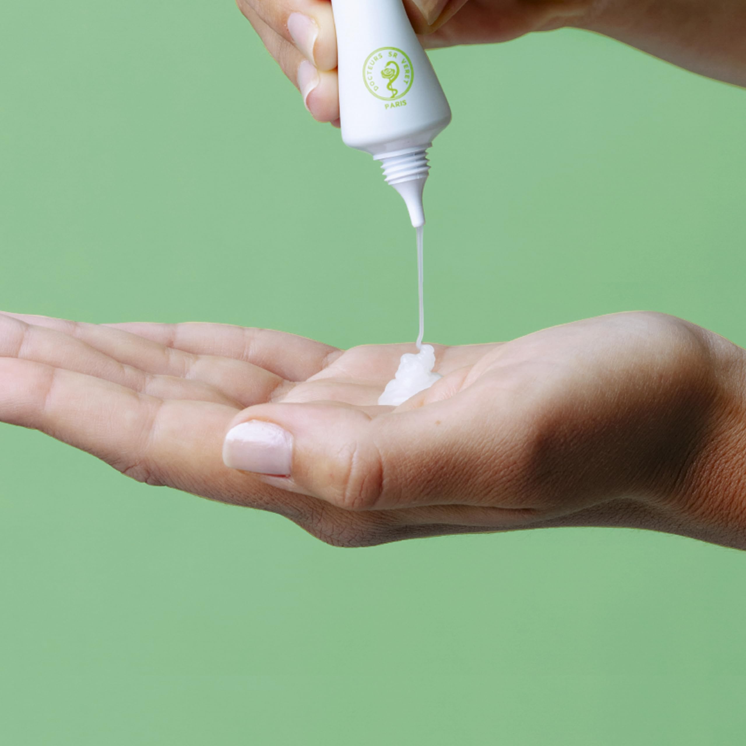 SVR Sebiaclear Active Gel — texture gel-crème hydratante sans film gras.
