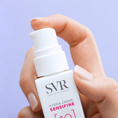 SVR Sensifine Hydra crème texture crèmeuse pour peau sensible.