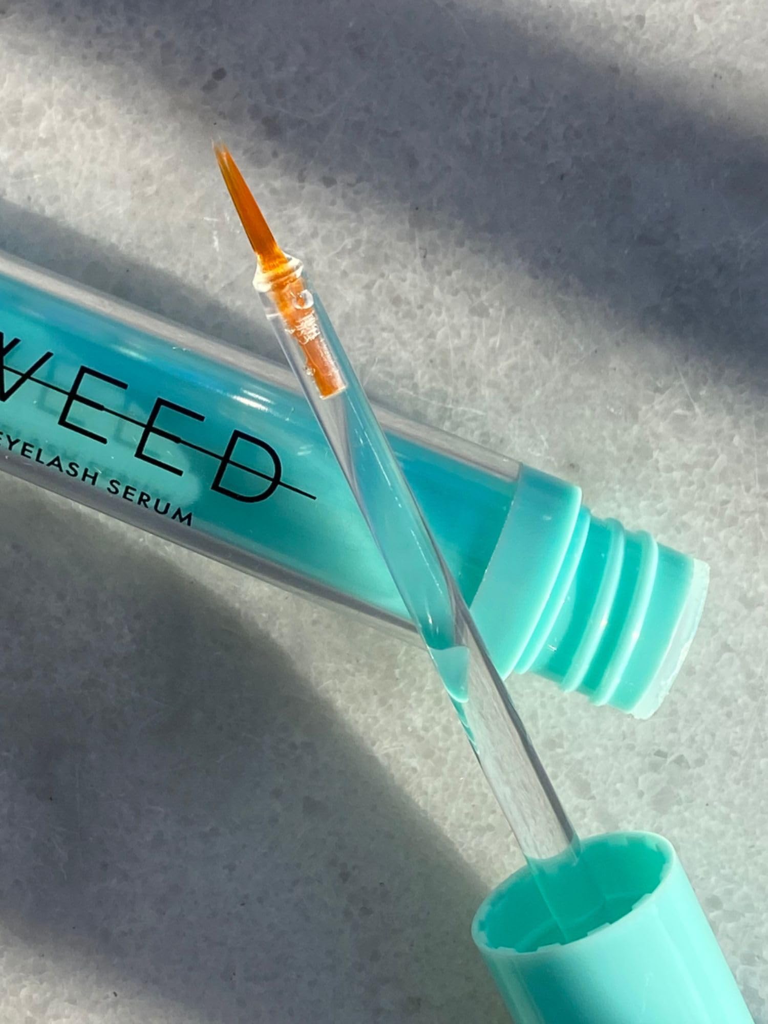 Sweed sérum routine beauté – étape complémentaire pour cils et sourcils