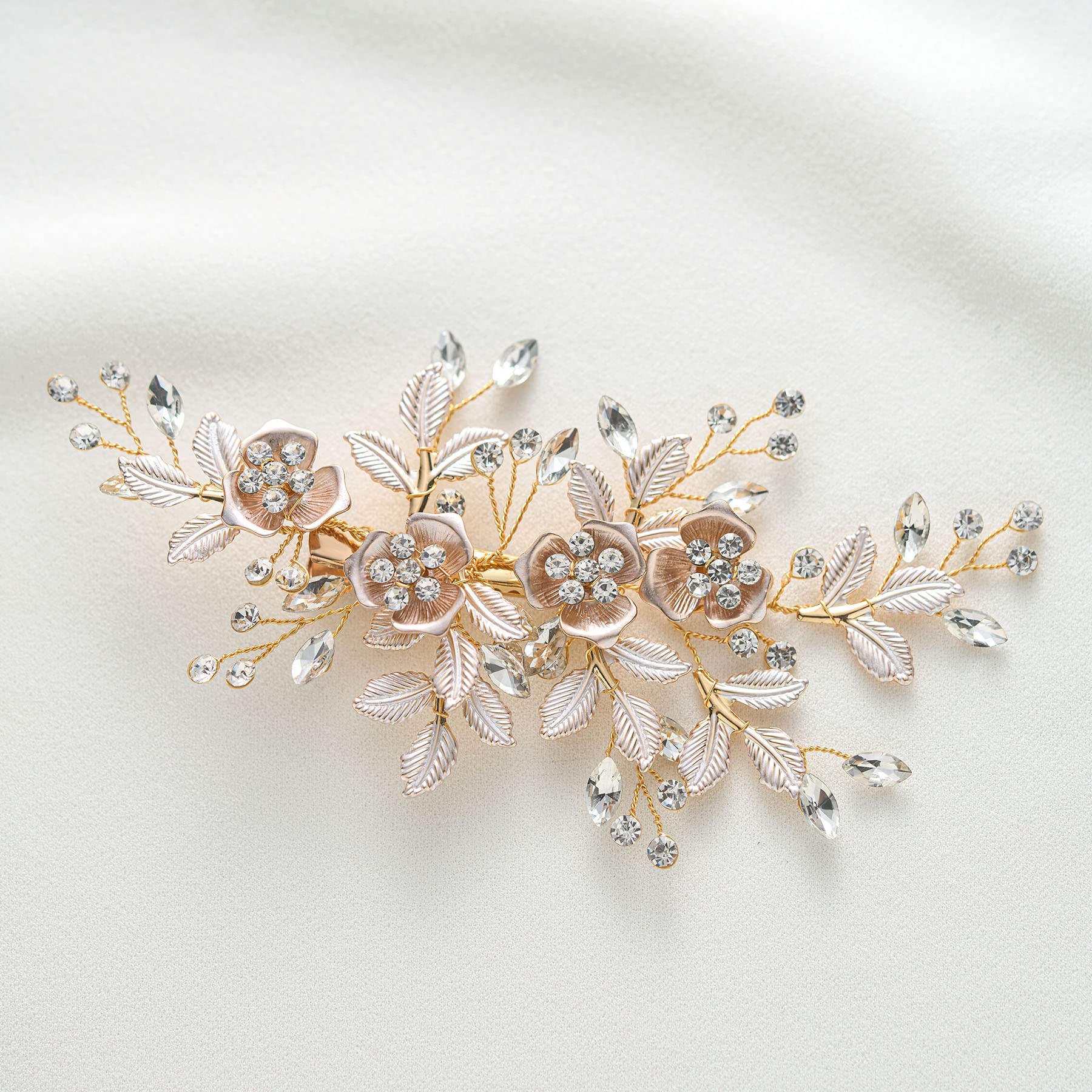 Accessoire SWEETV pour demoiselles d'honneur, chic et coordonné.