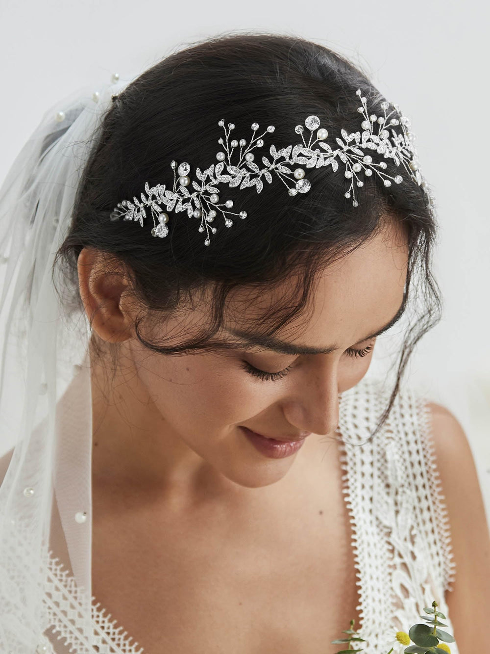 Feuilles métalliques SWEETV ornement cristaux et perles pour une allure délicate