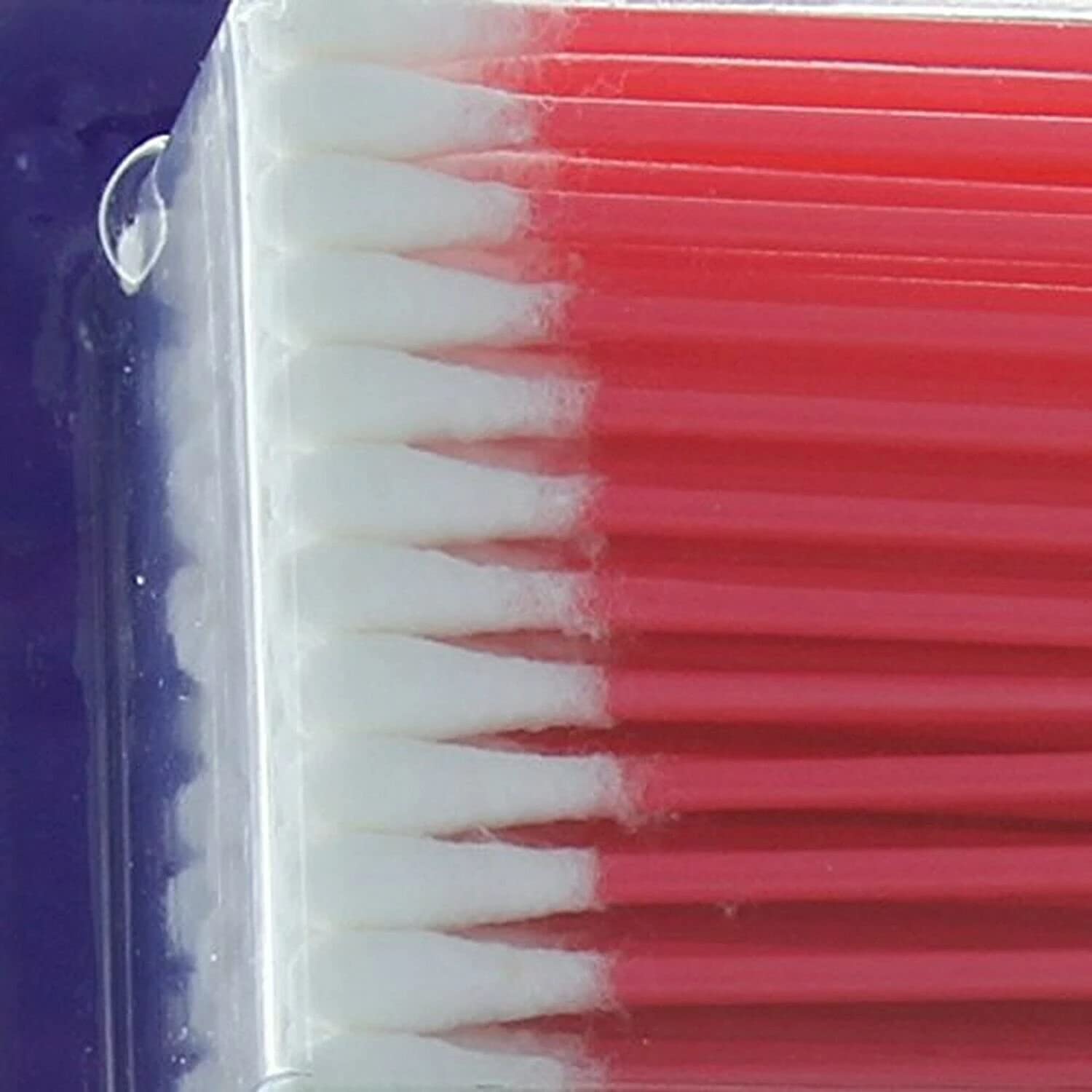 Swisspers utilisation multi-fonctions idéale pour maquillage et nettoyage.