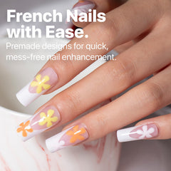 SXC: application facile des ongles press-on pour DIY maison.