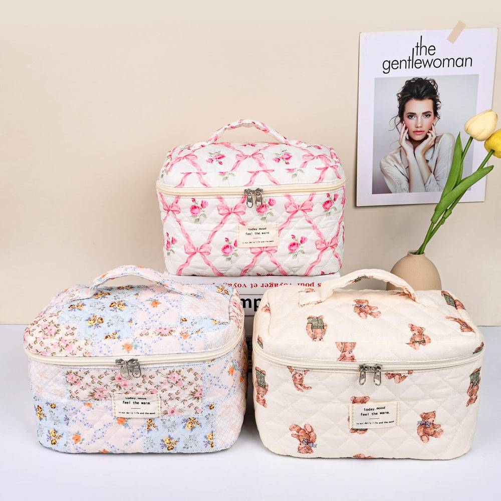 Design floral coquet quilté de SXS LACONIC pour un look quotidien charmant.