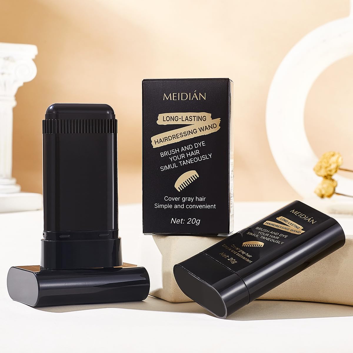 Tabounts peigne intégré colorant-cheveux noir, design pratique pour une application homogène.