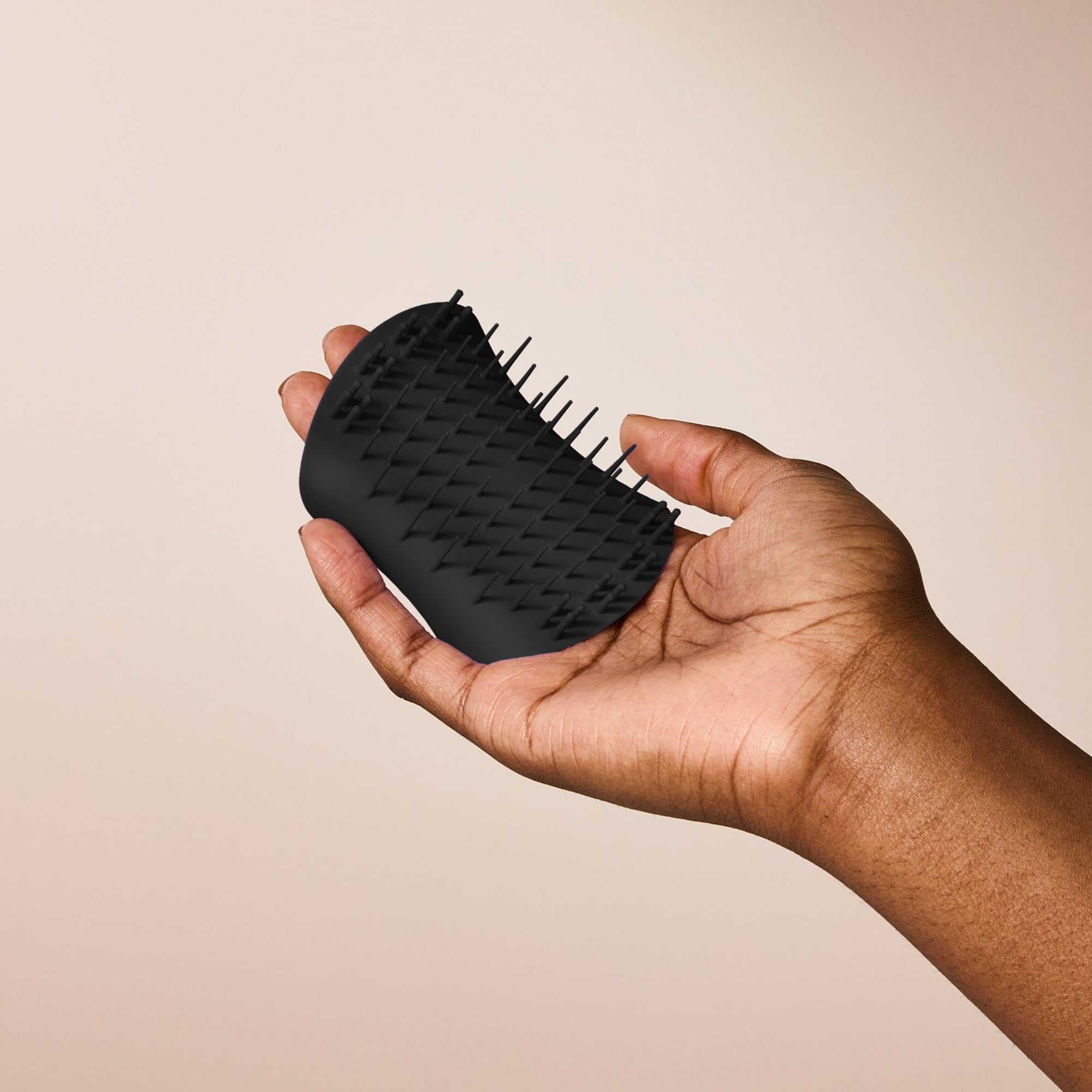 Emballage durable de la marque Tangle Teezer, preuve d’un engagement écoresponsable.