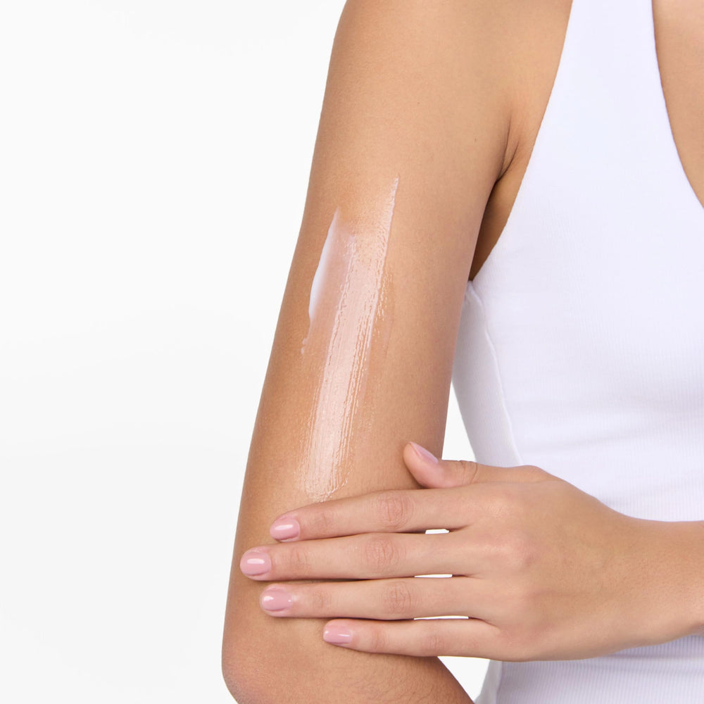 Tanologist – fini bronzé naturel sur peau moyenne et foncée.
