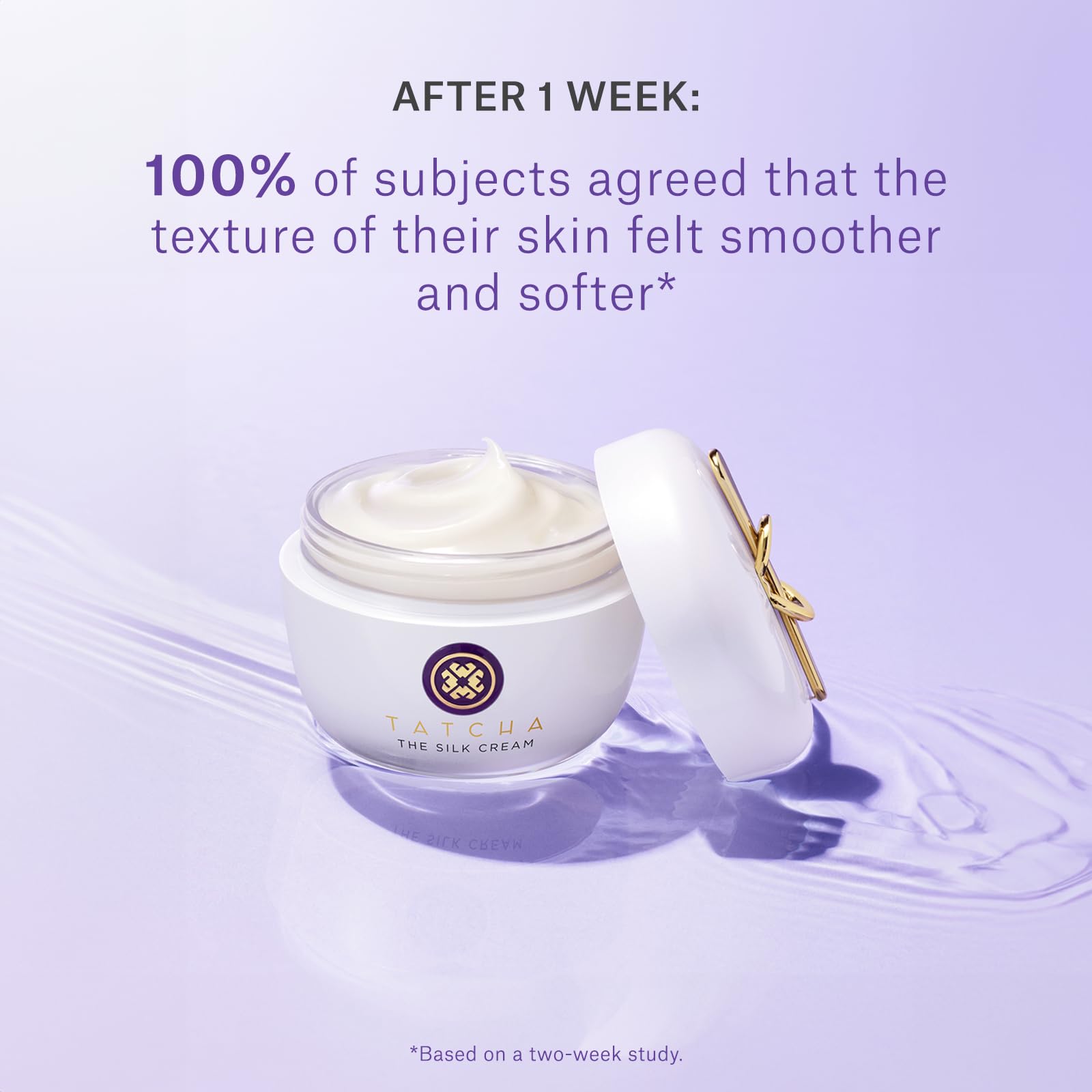 Bouteille-pompe pratique de TATCHA Crème Soie pour une dose précise.
