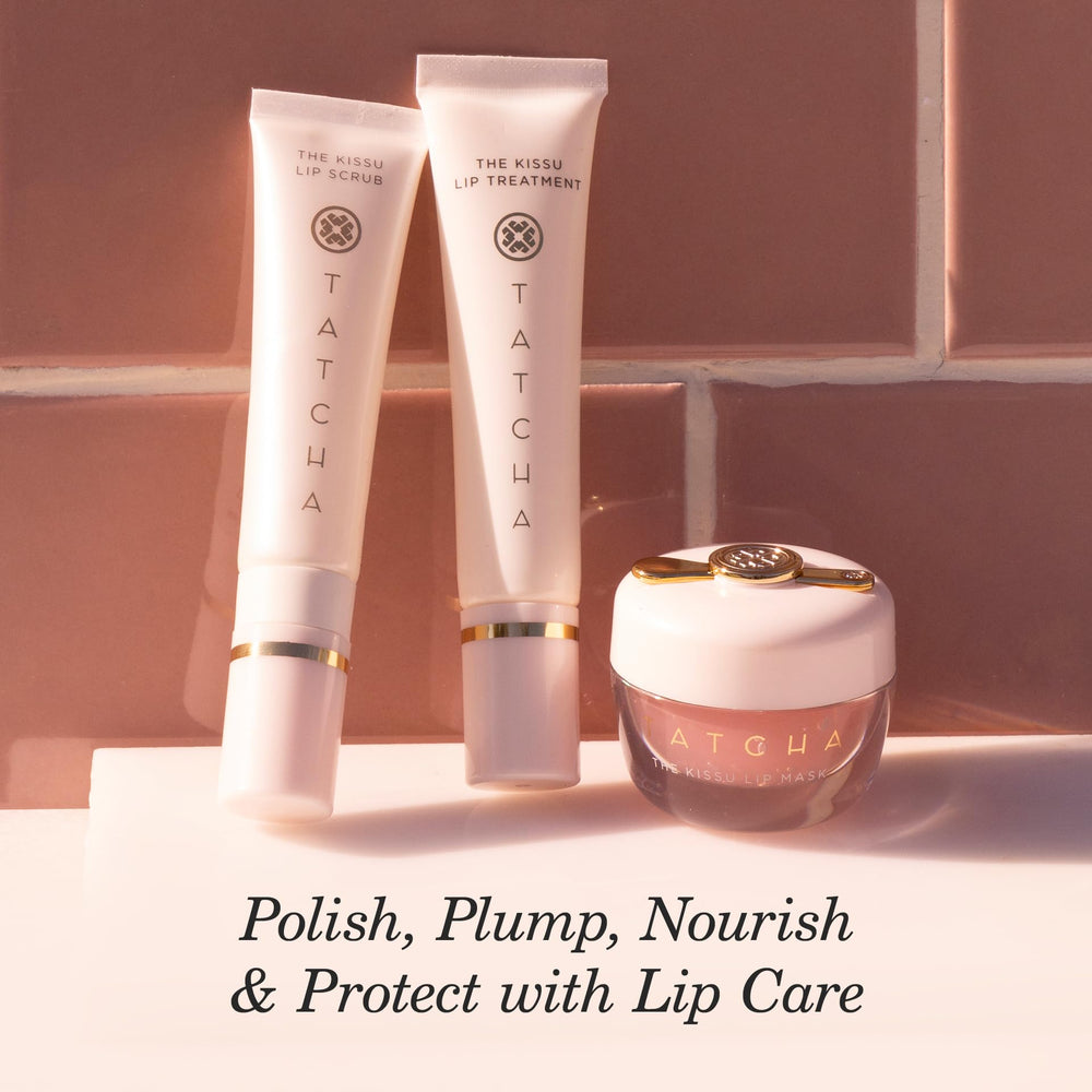 Tatcha Kissu – rituel beauté quotidien et préparation avant le rouge à lèvres.