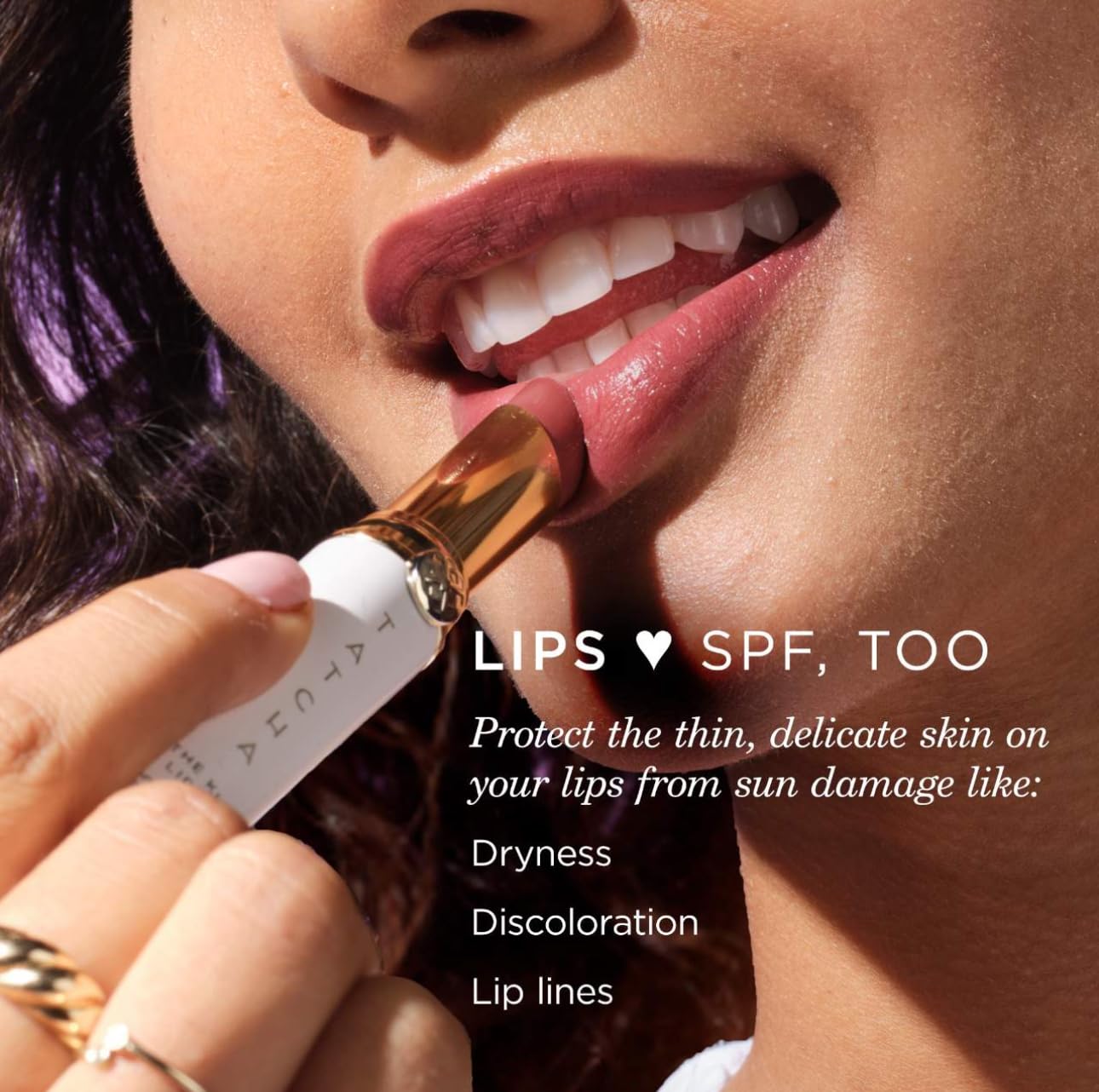 TATCHA Kissu Lip Tint SPF 25 Midnight Lily - texture crème soyeuse qui hydrate les lèvres
