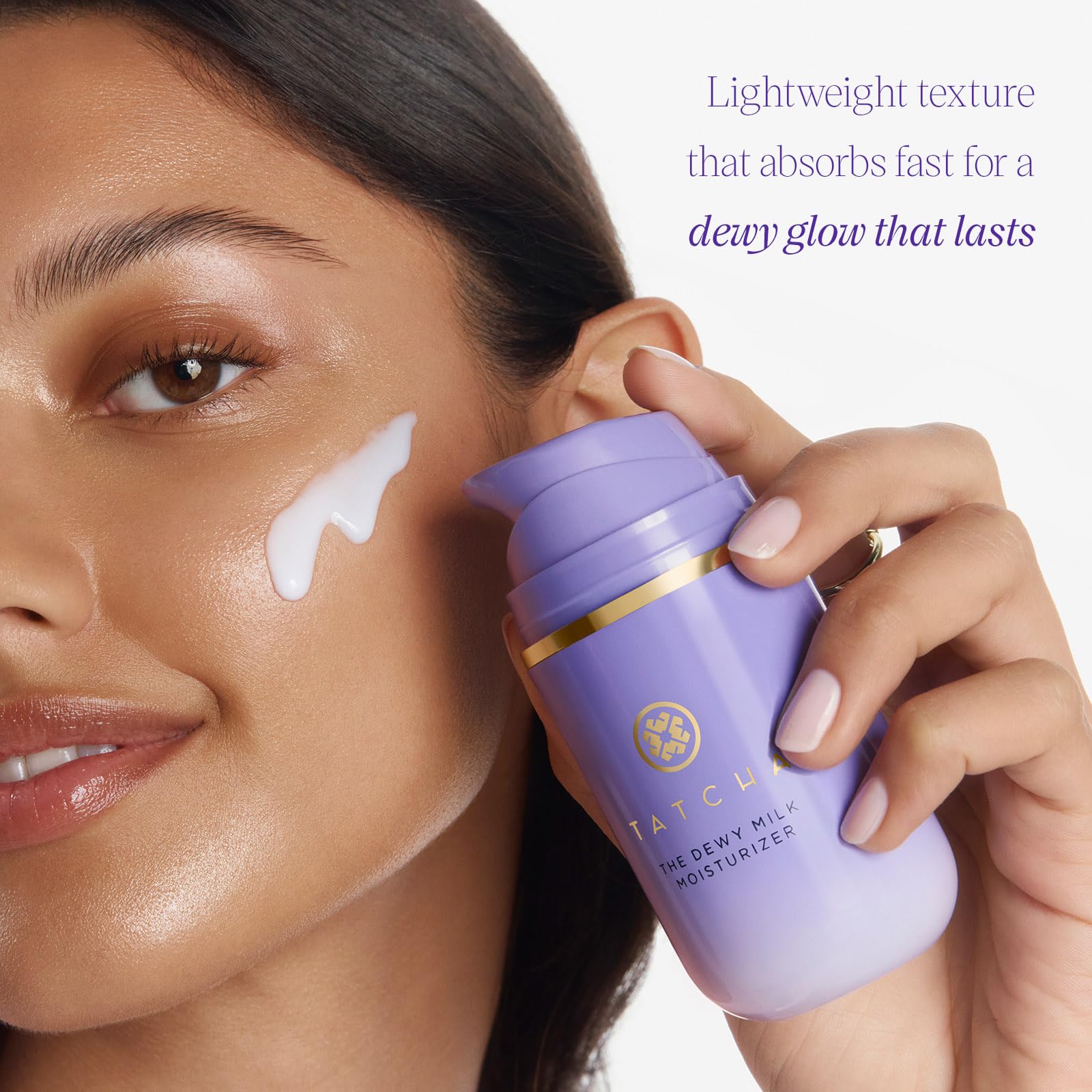TATCHA Lait Hydratant Lumineux : texture légère pour hydratation sans lourdeur.