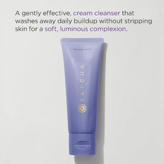 TATCHA Lavage au riz — texture crème légère pour douceur immédiate.