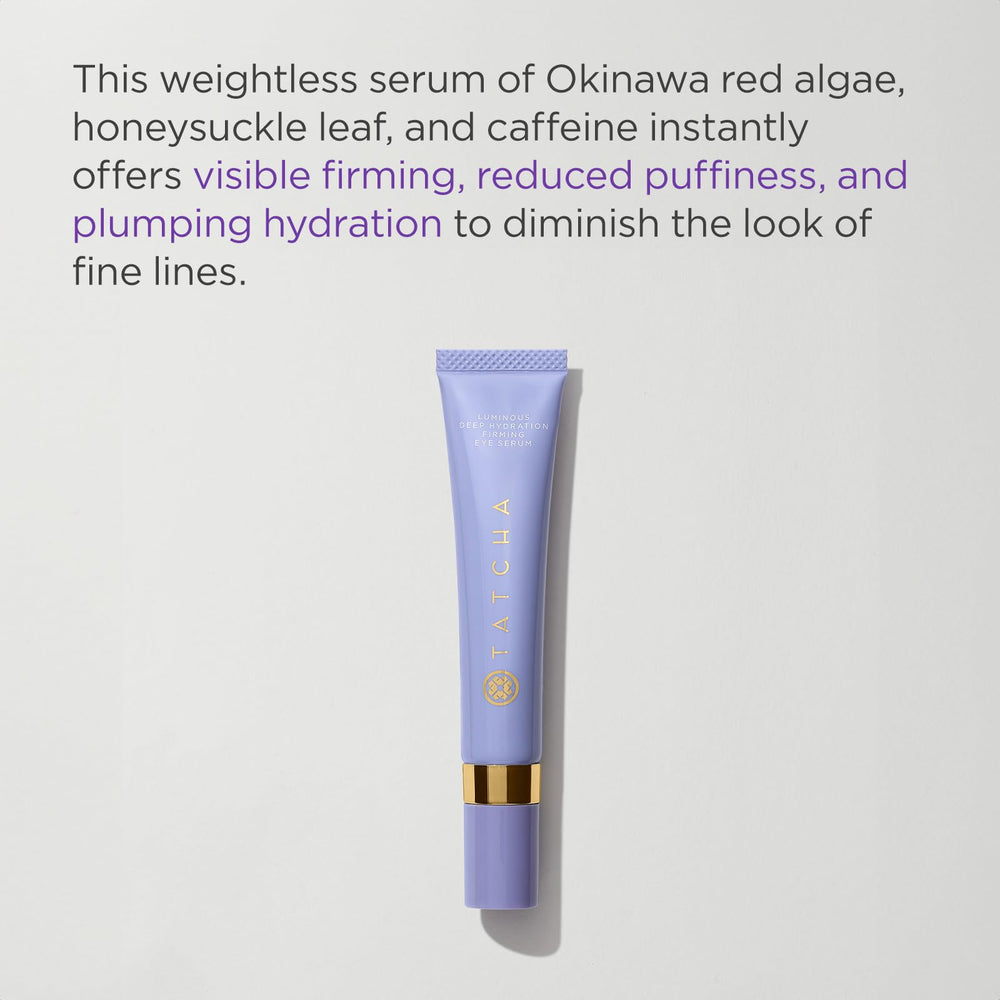 TATCHA poussière d’or 23 carats éclairant les ombres sous les yeux.