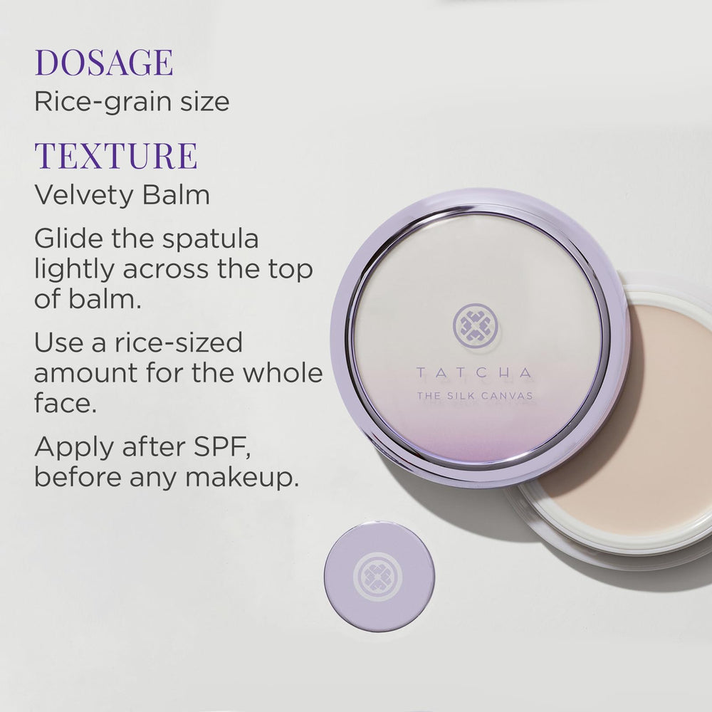 Peau lisse après l'application avec l'apprêt Tatcha.