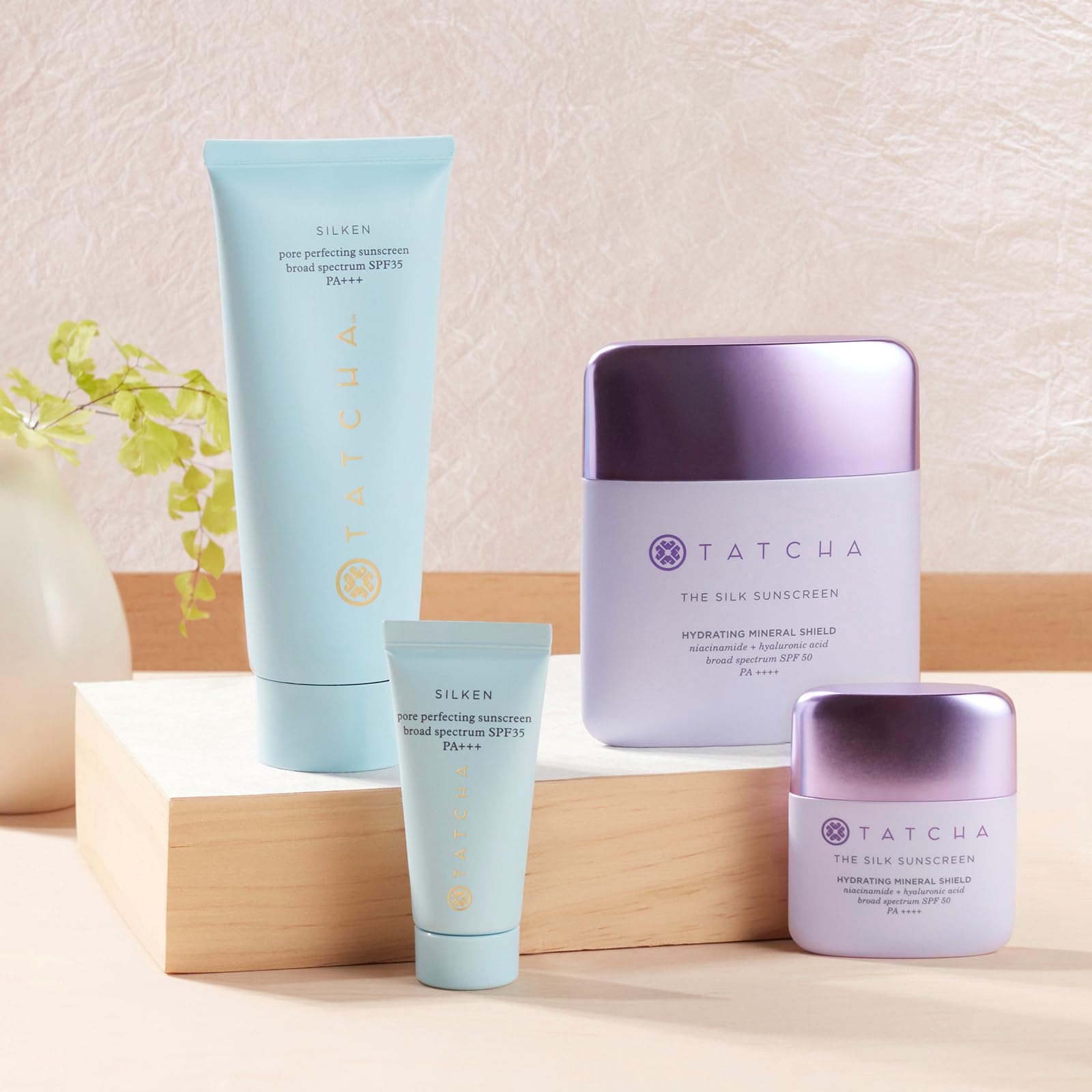 Feuille de néflier du Japon utilisée dans le soin Tatcha, protection et antioxydants.