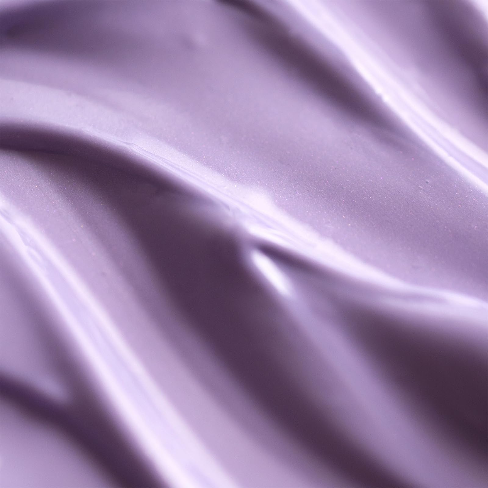 Texture peau douce et soyeuse après l’application TATCHA