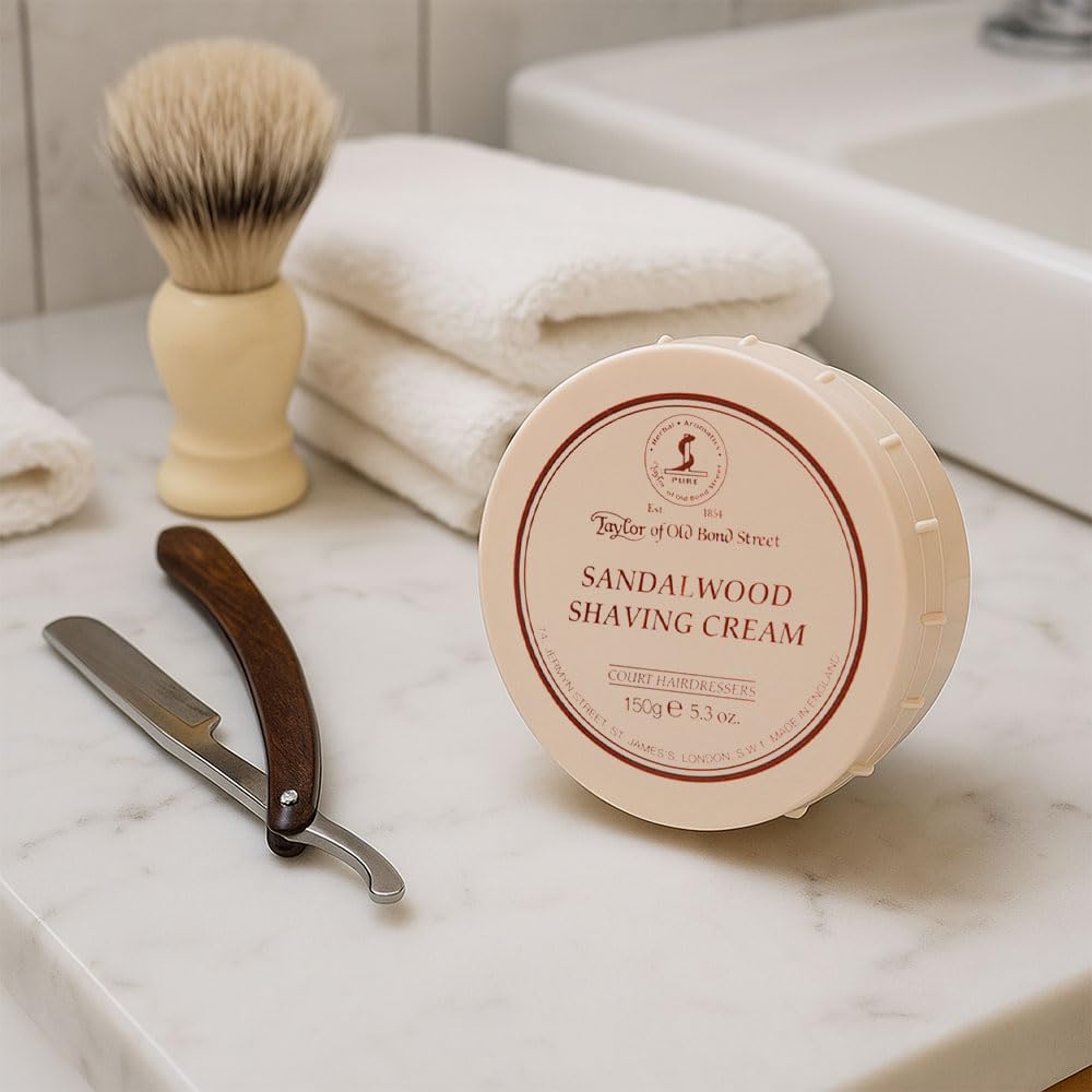 Taylor of Old Bond Street crème de rasage santal, bol hermétique et facile à refermer