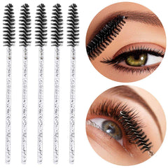 Brosse mascara jetable Tbestmax couleur noir, look naturel.