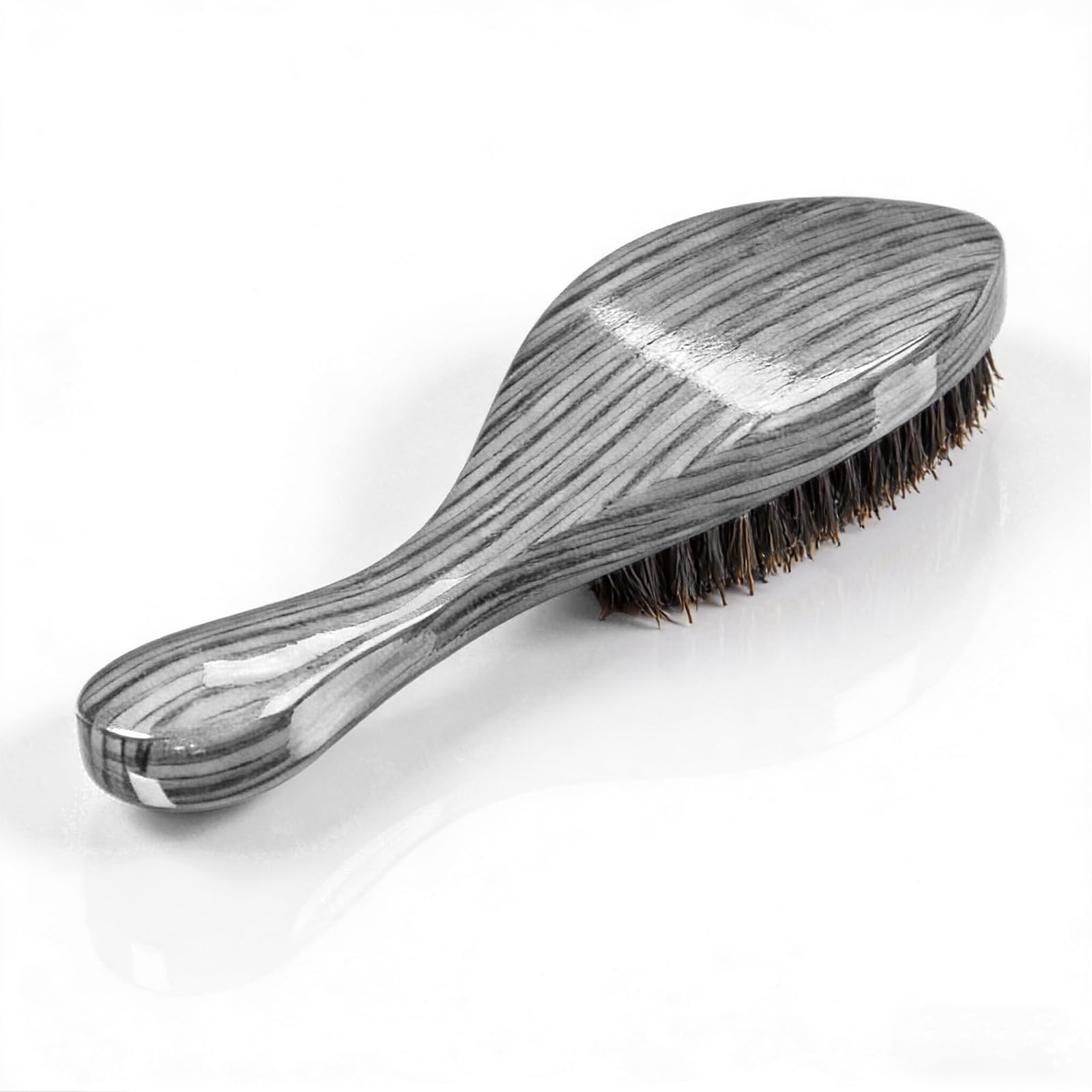 Terrilee brosse bois hêtre et nylon, poils résistants pour une utilisation durable.