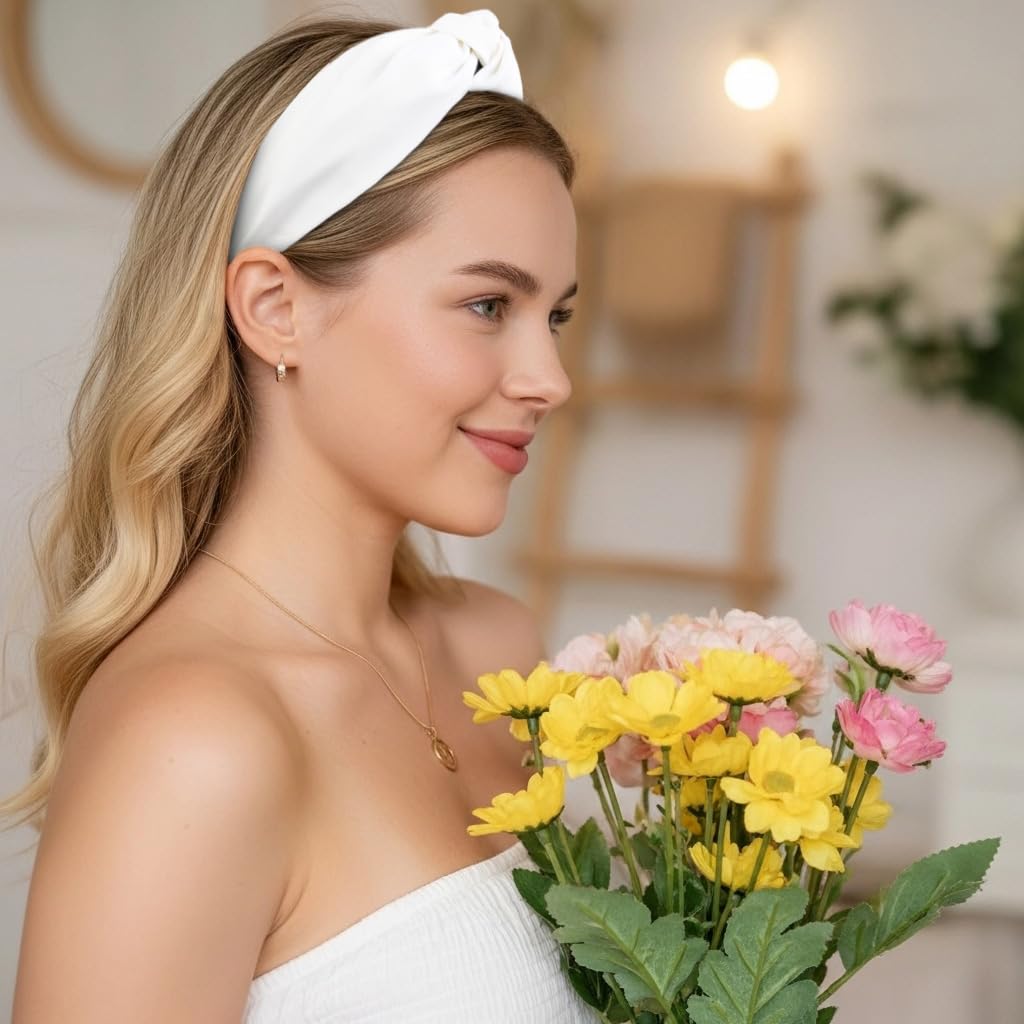 TERSE bandeau floral, touche féminine parfaite pour les moments décontractés.