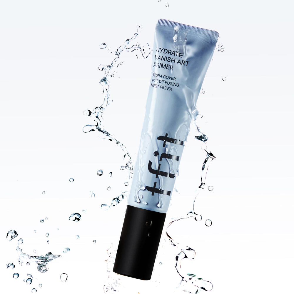 Texture légère du primer TFIT offrant une base prête pour le maquillage.