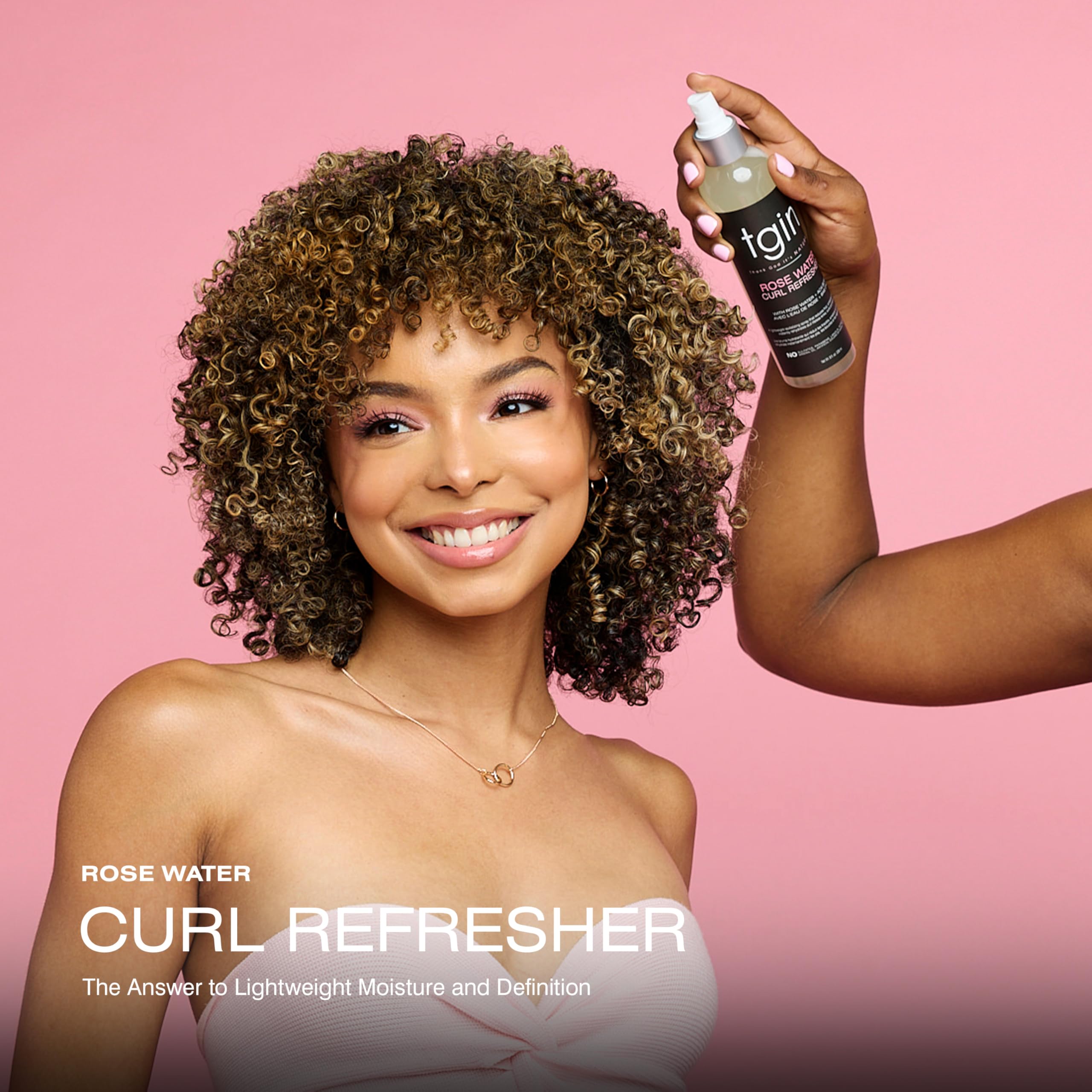 Brume TGIN Rose Water Curl Refresher sur cheveux, définit les boucles et réduit les frisottis
