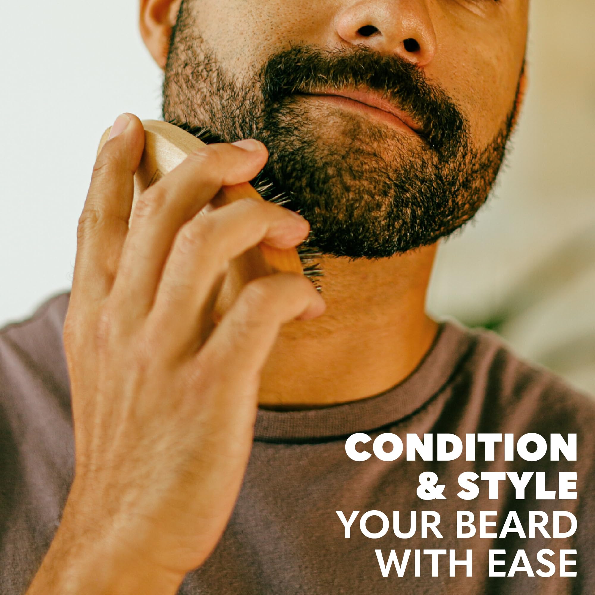 The Beard Club brosse format compact, parfaite en déplacement