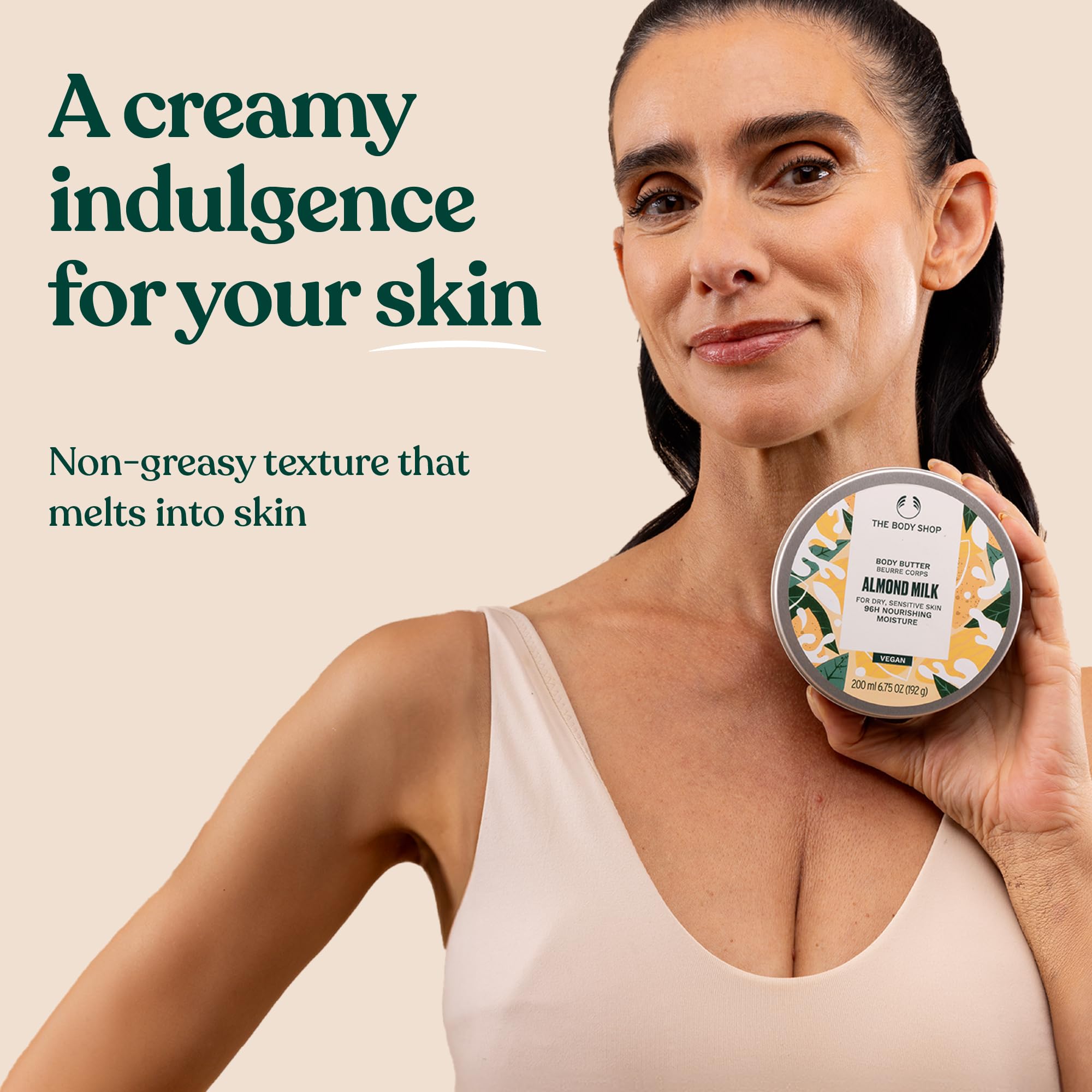 Ingrédients naturels: lait et huile d’amande nourrissent la peau.