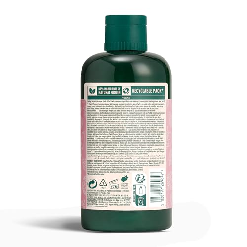 The Body Shop Vitamine E Crème Nettoyante - texture crème douce pour une peau propre et hydratée.