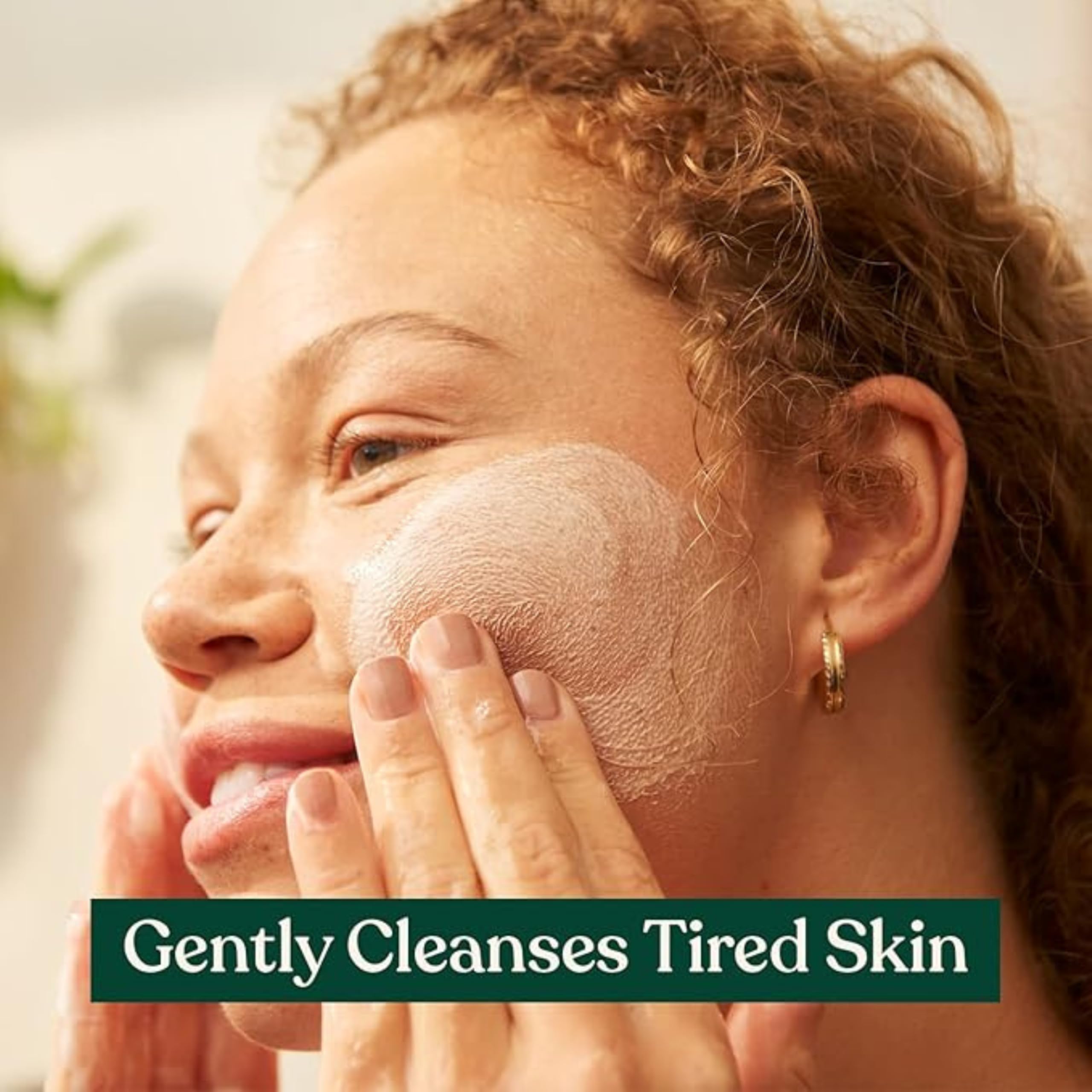 The Body Shop Edelweiss Cleansing Concentrate – gel transformant en mousse légère pour peau sensible et hydratée